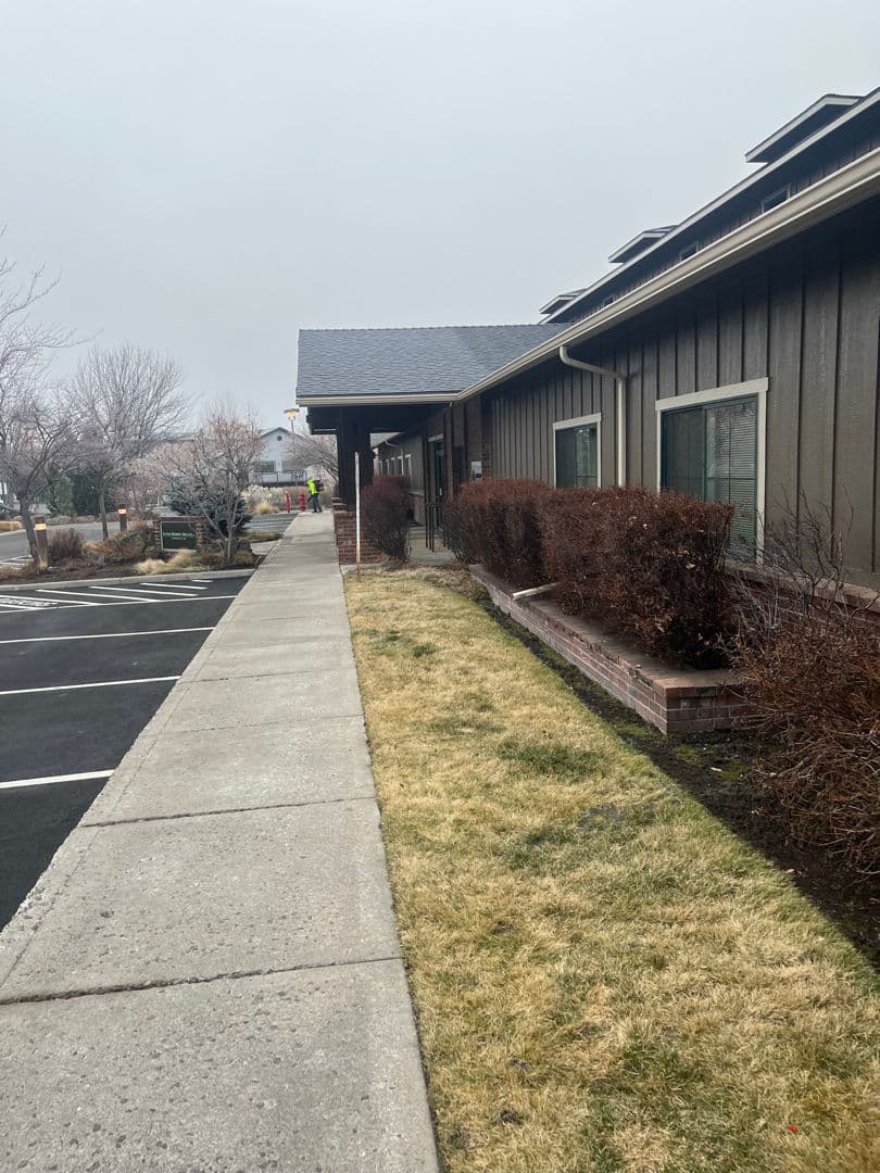 Gallery photos for Commercial Property Winter Maintenance by Edge Landscaping: Image #3